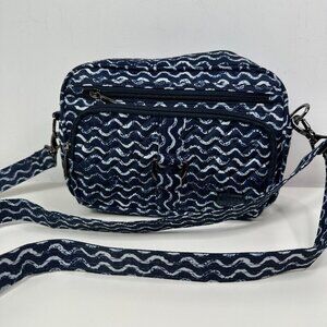 New Lug Carousel Waves Crossbody Belt Bag Navy White Nautical Quilted Trav